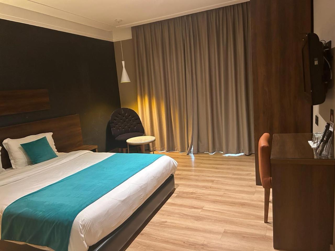 Hotel Yto Boutique 3*